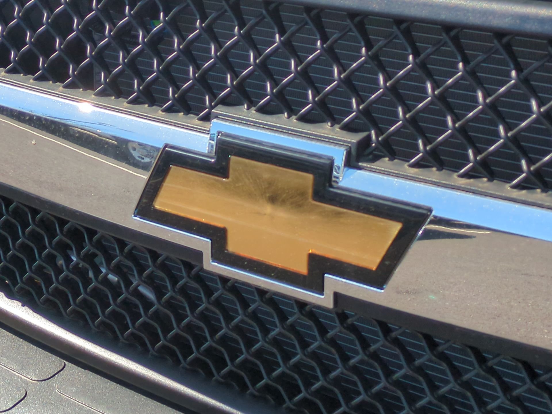 New 2025 Summit White Chevrolet 1WT image 60