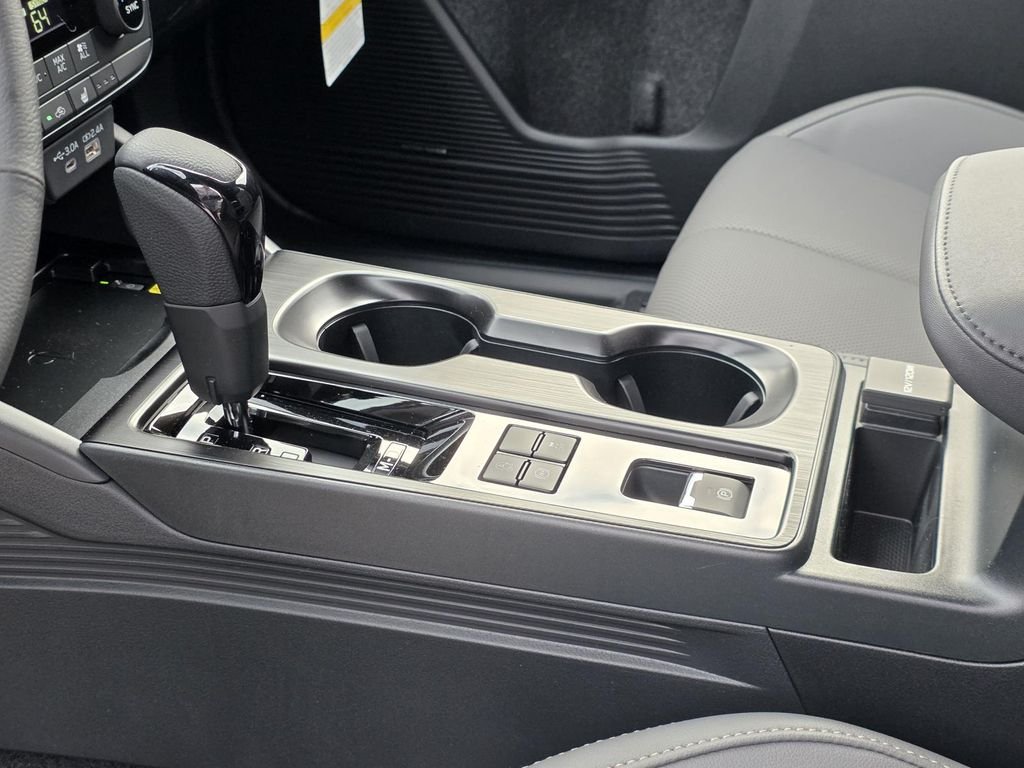 2026 Subaru Outback Limited - Photo 27