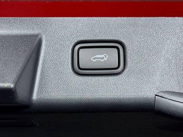 New 2026 Red Hyundai SEL FWD image 39