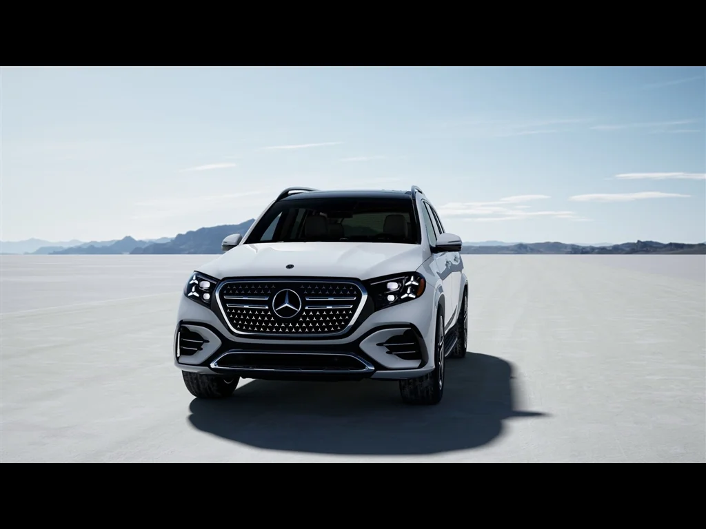 New 2027 Polar White Mercedes-Benz GLS 450 image 37