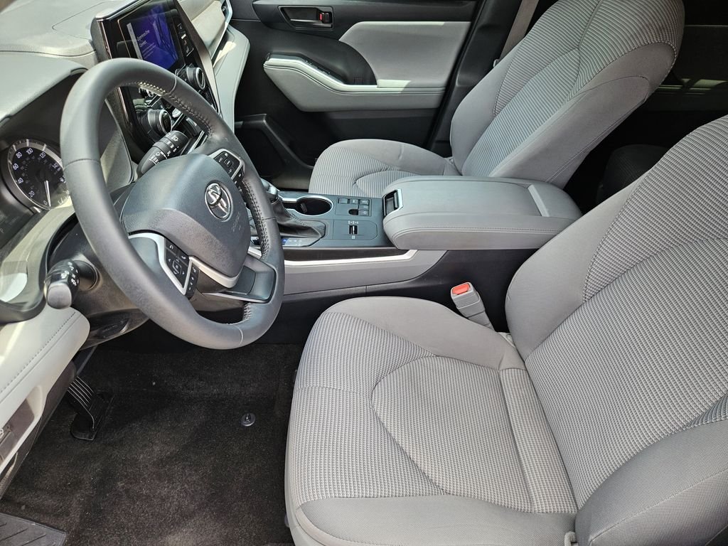 Used 2024  Toyota LE image 14