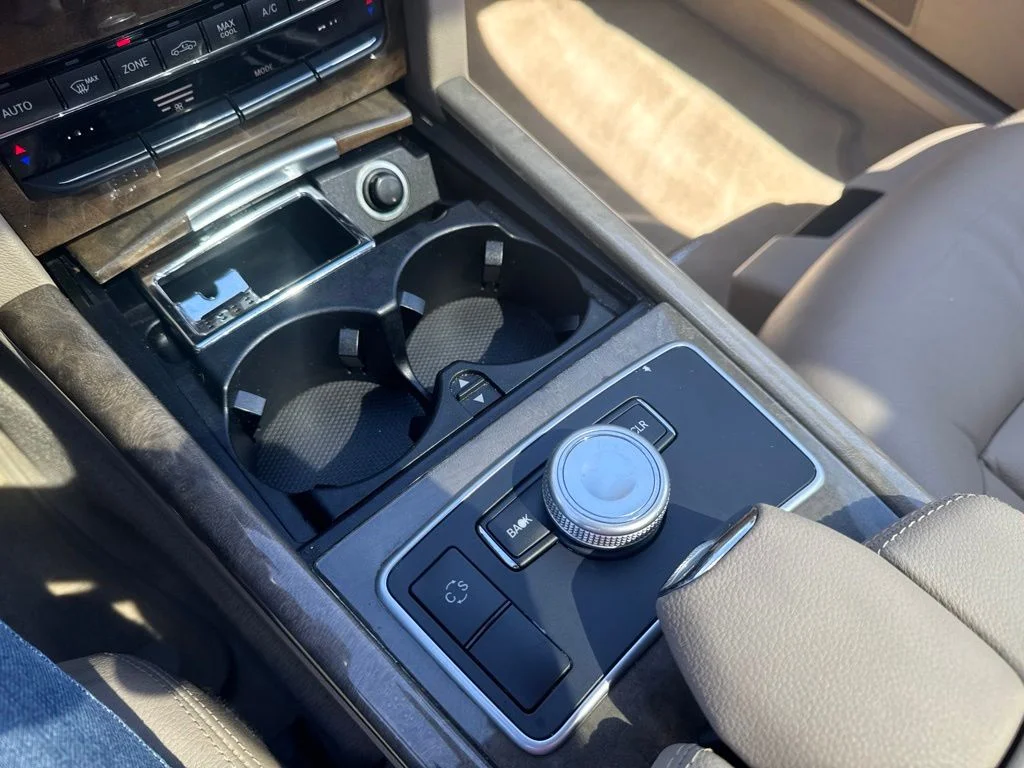 Used 2010 Diamond White Metallic Mercedes-Benz E 350 image 22