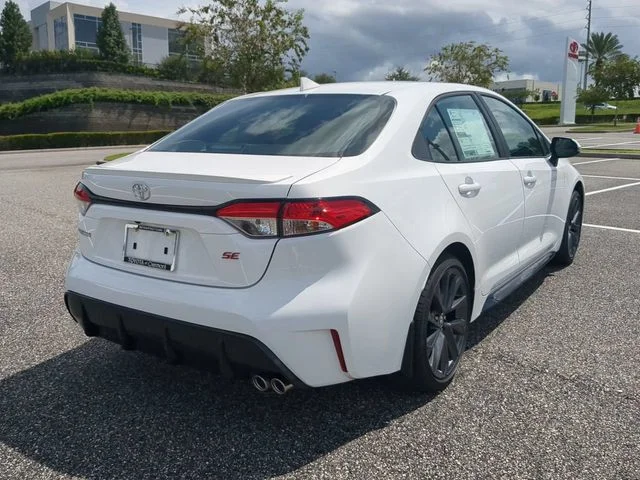 New 2026 Ice Cap Toyota SE image 4