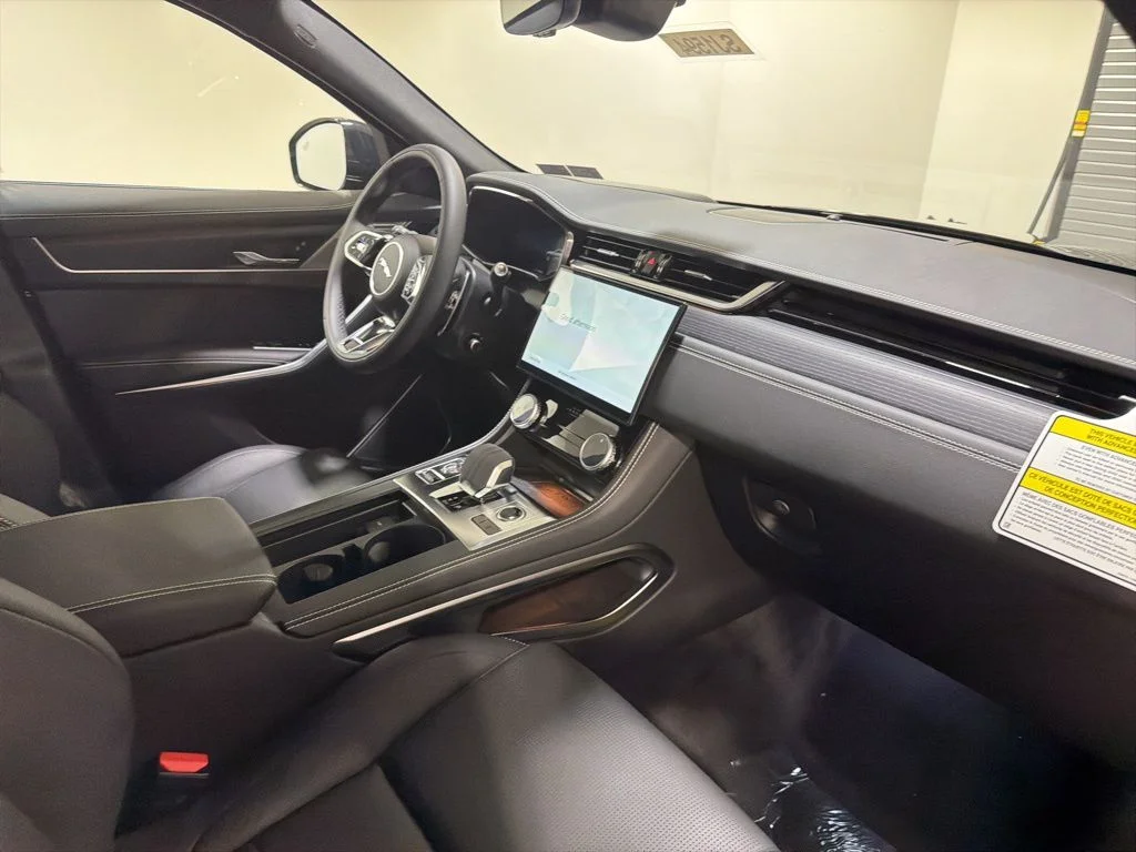 2026 Jaguar F-Pace R-Dynamic S - Photo 23