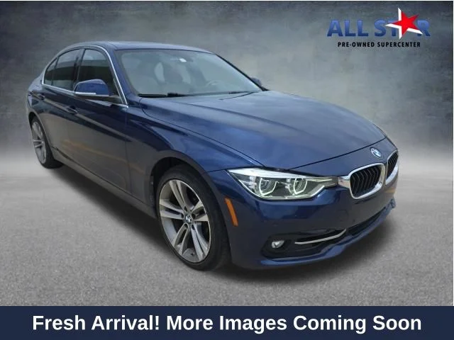 2017 BMW 3 Series 330i Sedan's photo