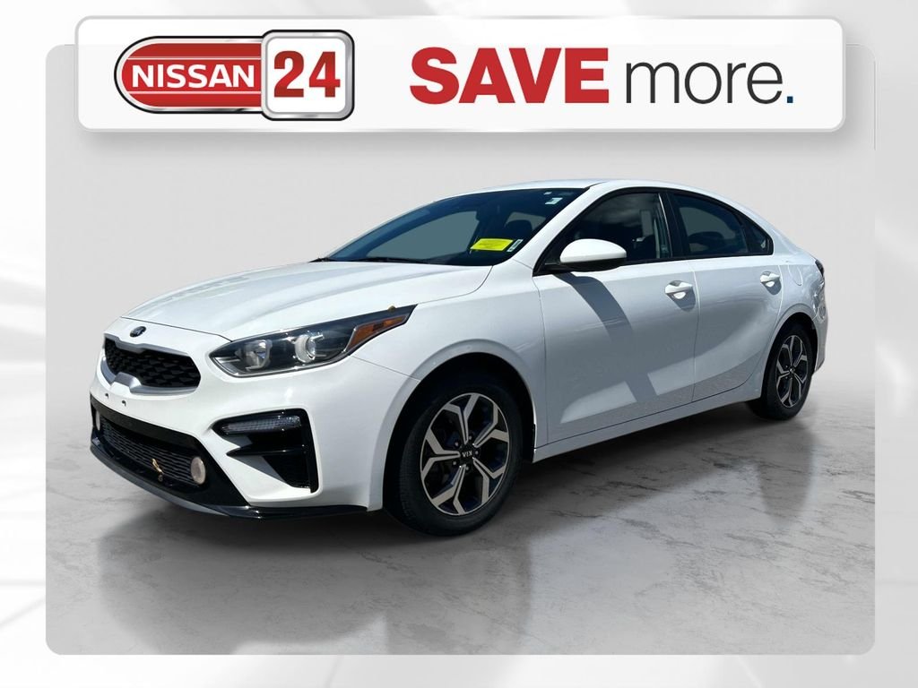 Used 2021 White Kia LXS image 1