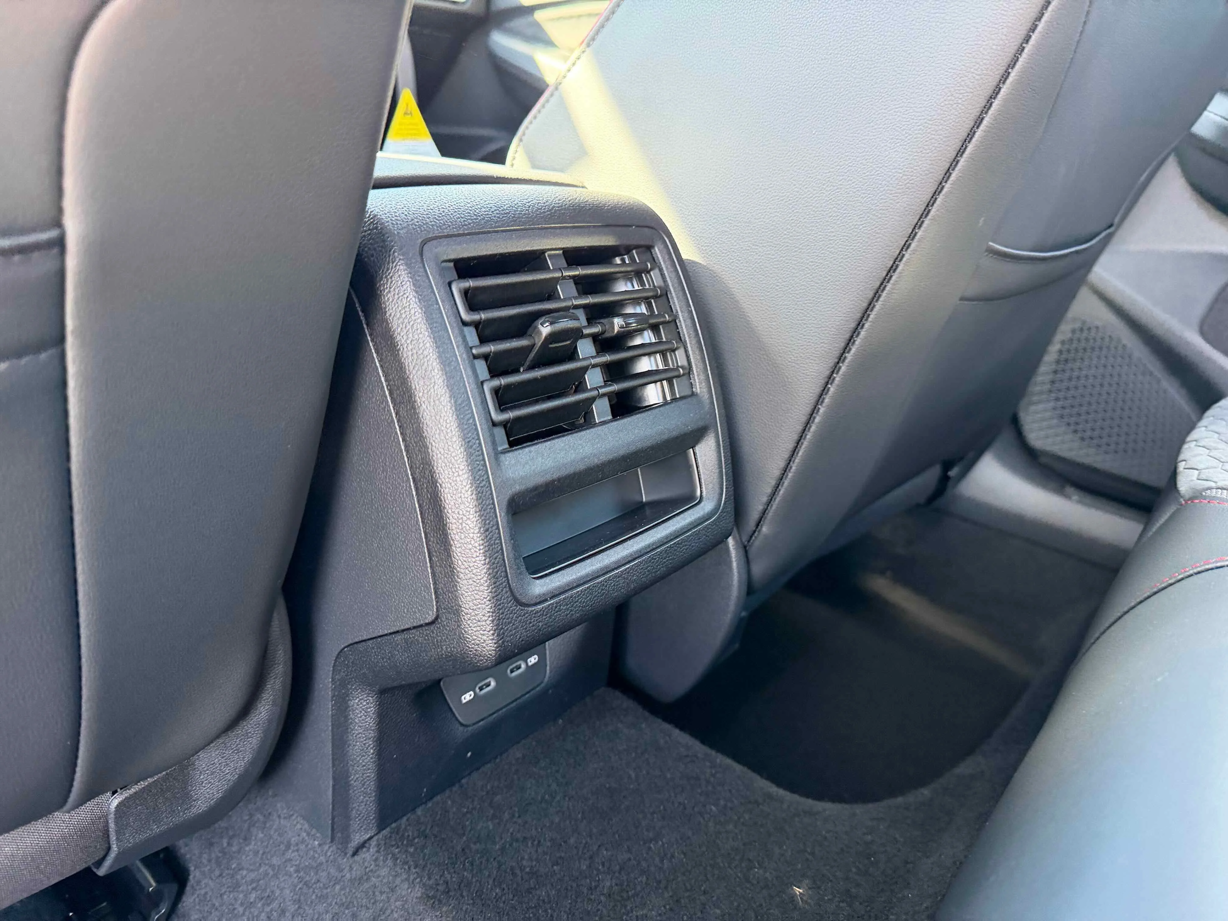 New 2026 Moonstone Volkswagen SE image 33