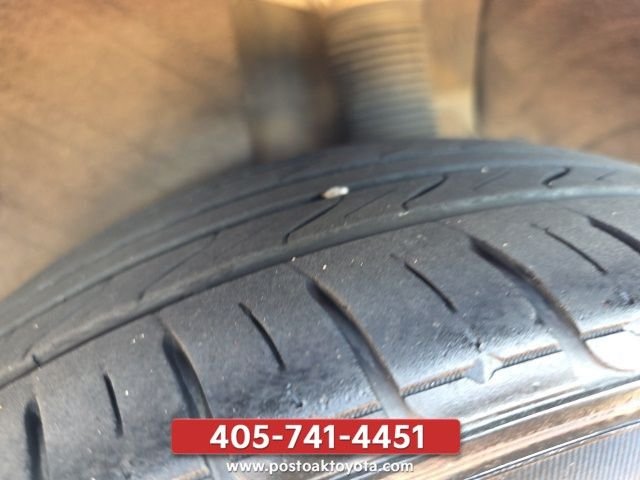 Used 2021 Gray Kia LXS image 31