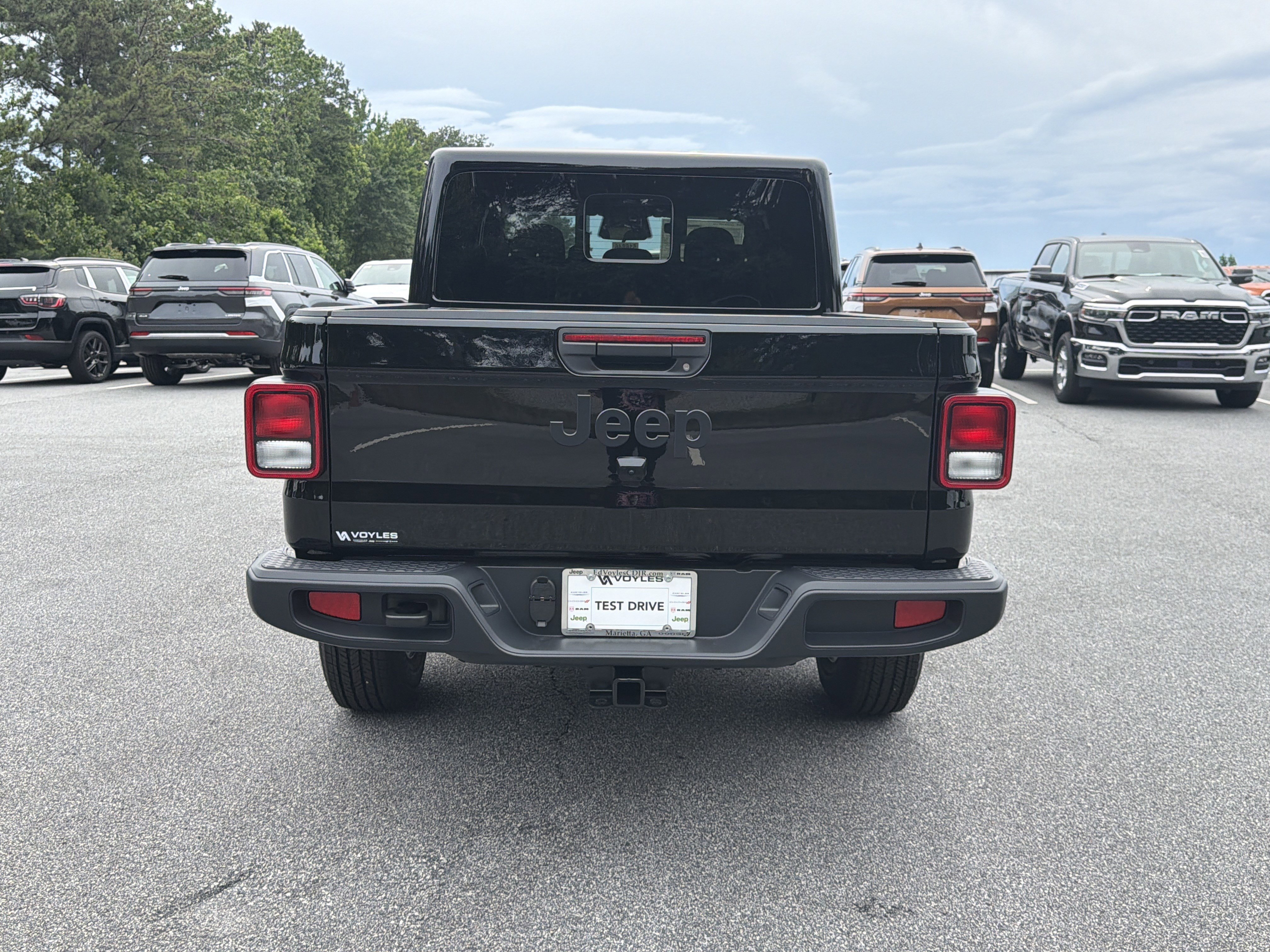 New 2026 Black Clear-Coat Exterior Paint Jeep Sport S image 7