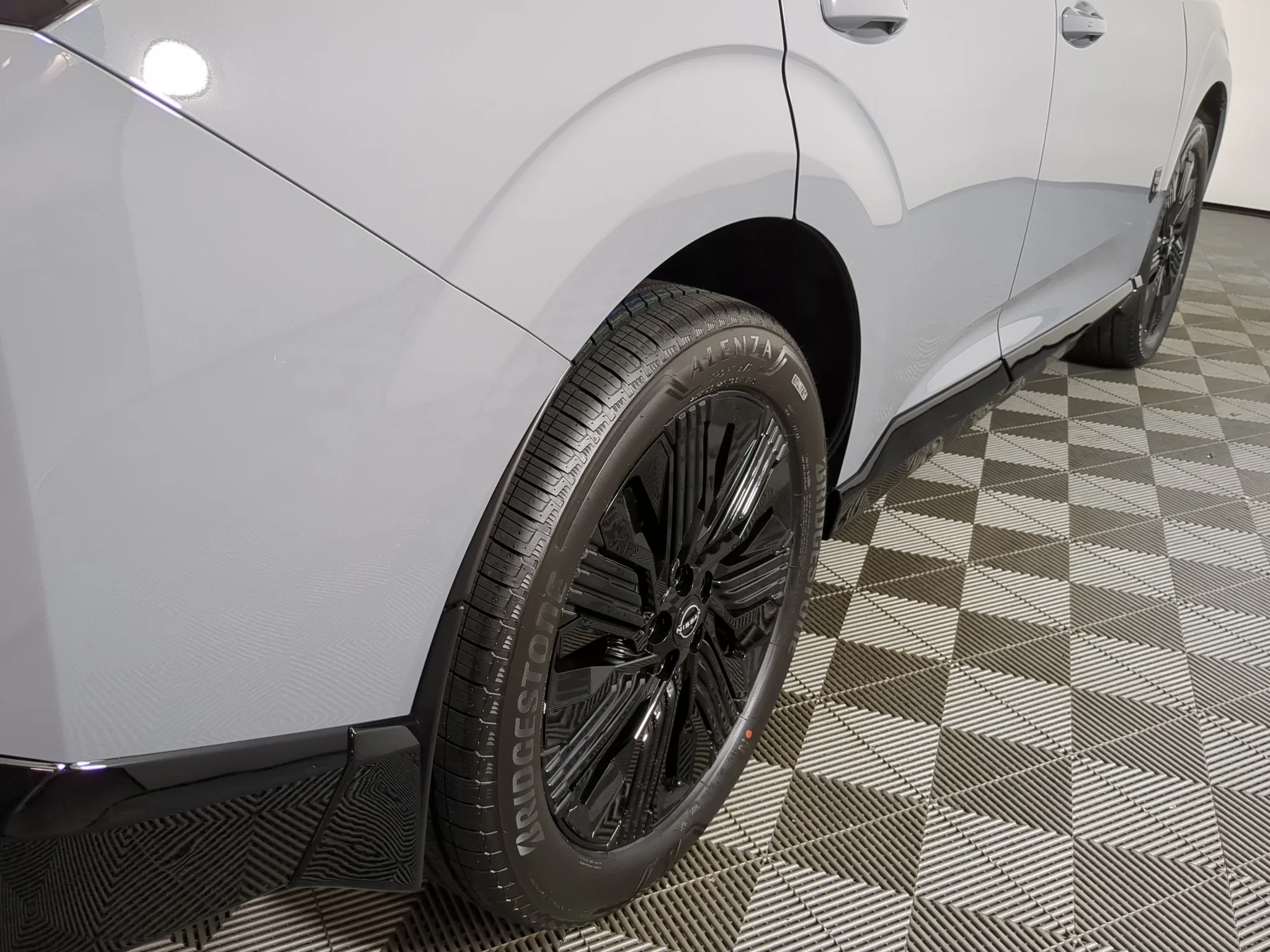 New 2027 Boulder Gray Pearl/Super Black Nissan SL image 8