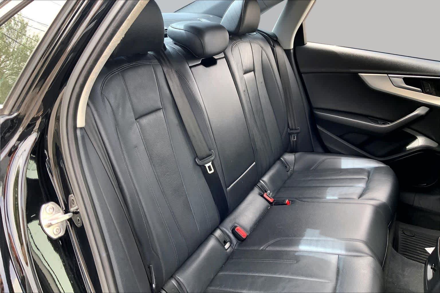 Used 2017  Audi Premium image 17