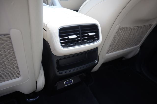Certified Used 2024 Selenite Gray Metallic Mercedes-Benz GLE 350 image 23