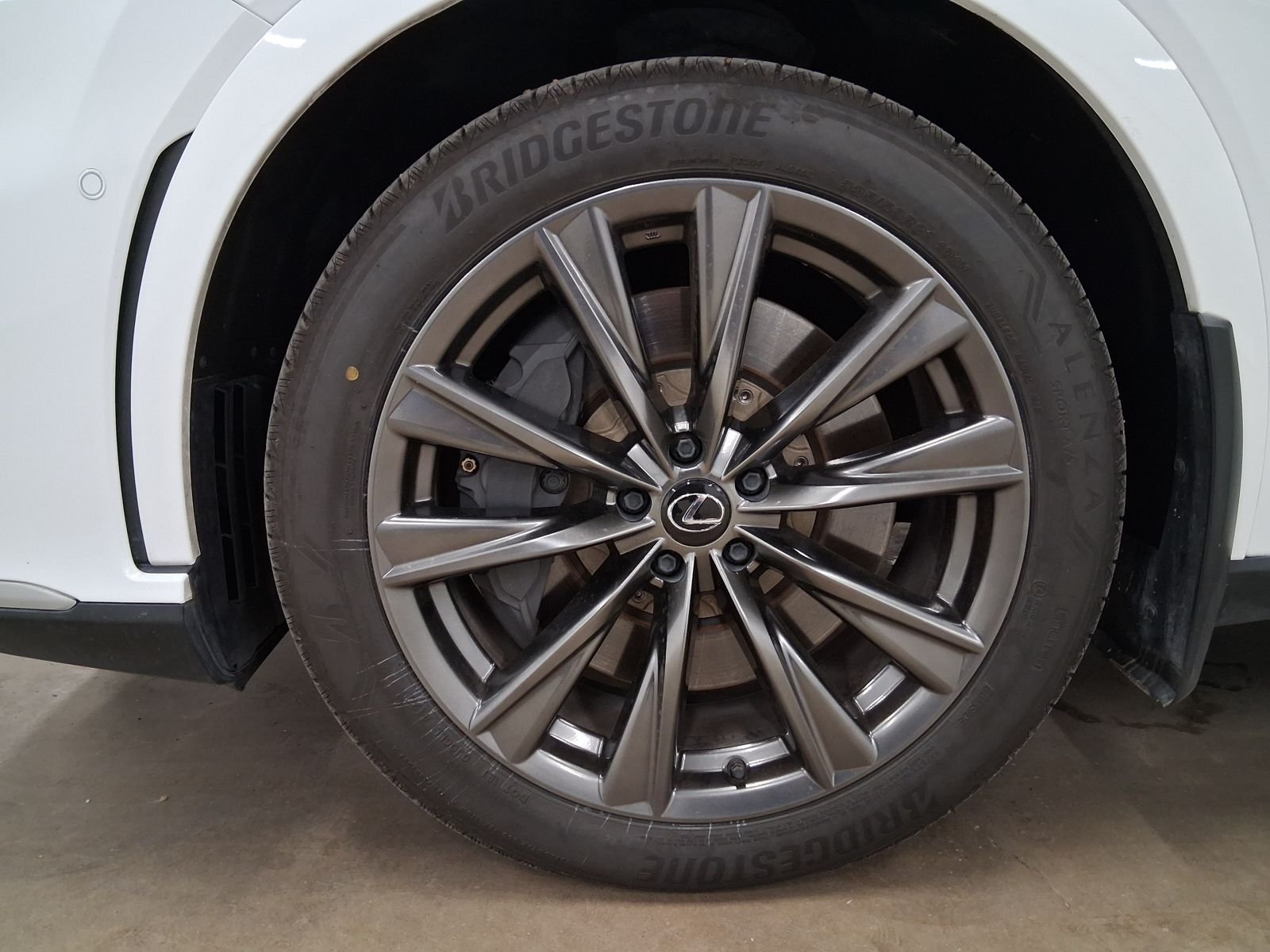 Used 2023 White Lexus 350 F Sport Handling image 27