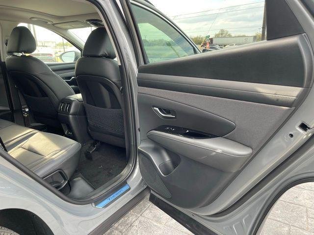 2025 Hyundai Tucson Limited - Photo 18