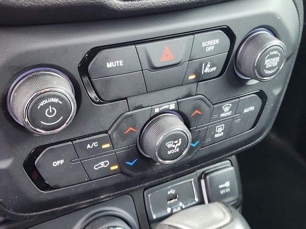 Used 2021 Red Jeep Trailhawk image 33