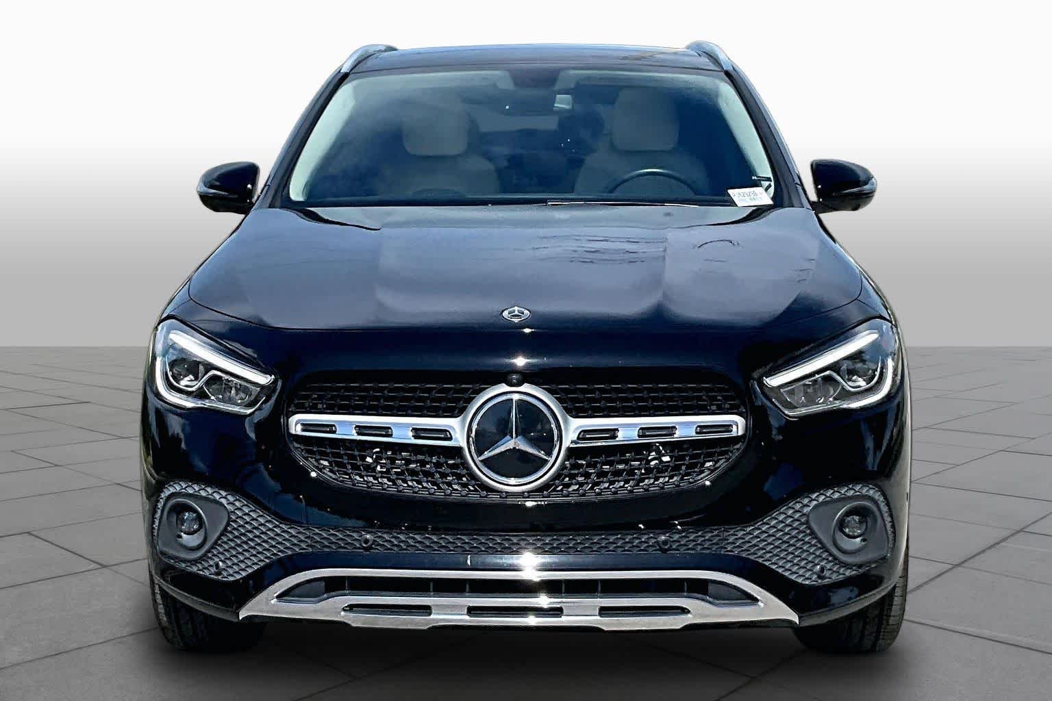 Used 2023 Night Black Mercedes-Benz GLA 250 image 4