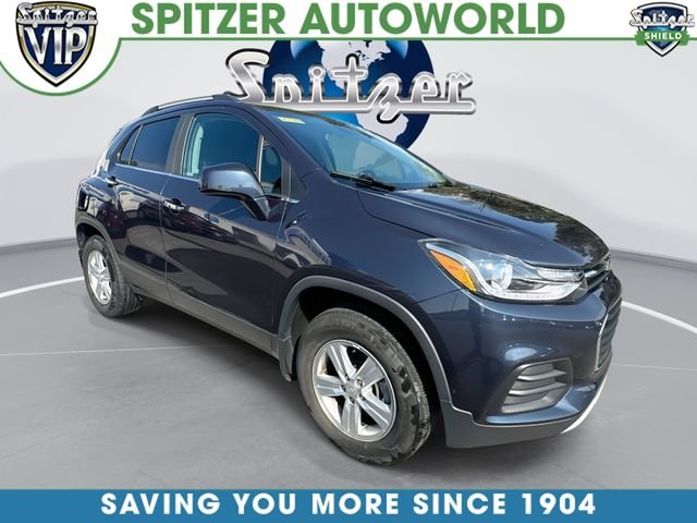 Used 2018 Blue Metallic Chevrolet LT image 1