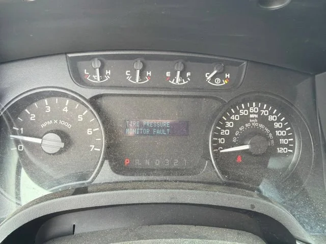 Used 2011 Black Ford XL image 7