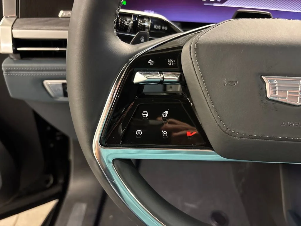2025 Cadillac Escalade IQ Luxury 2 - Photo 35