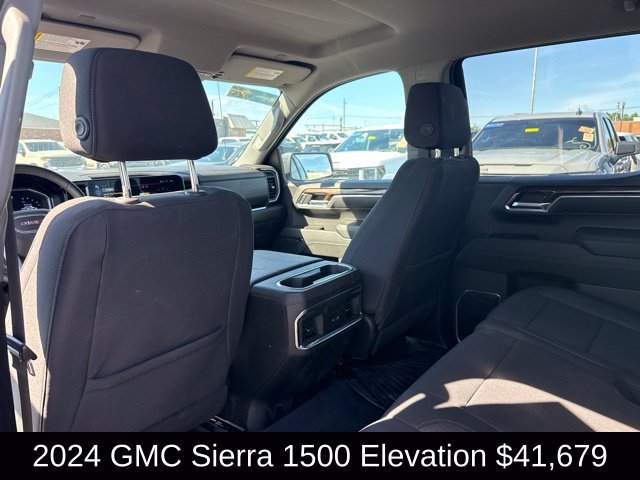 Used 2024 Summit White GMC Elevation image 31