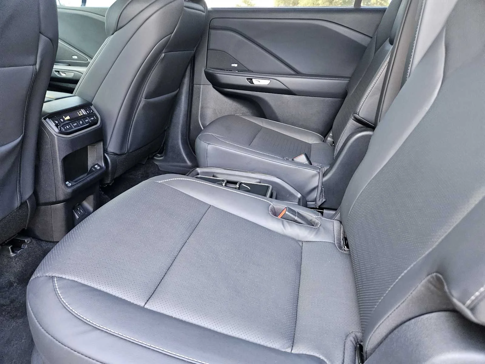Certified Used 2024 WIND CHILL PEARL Lexus F SPORT Premium image 21