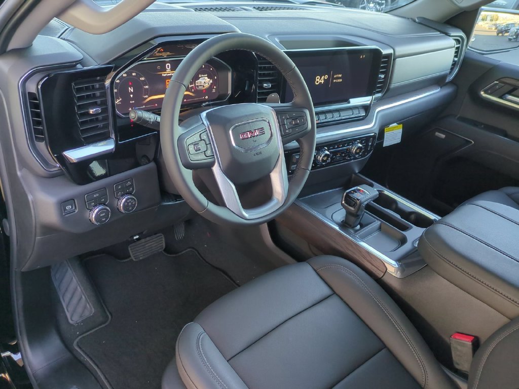 2026 GMC Sierra 1500 SLT - Photo 11