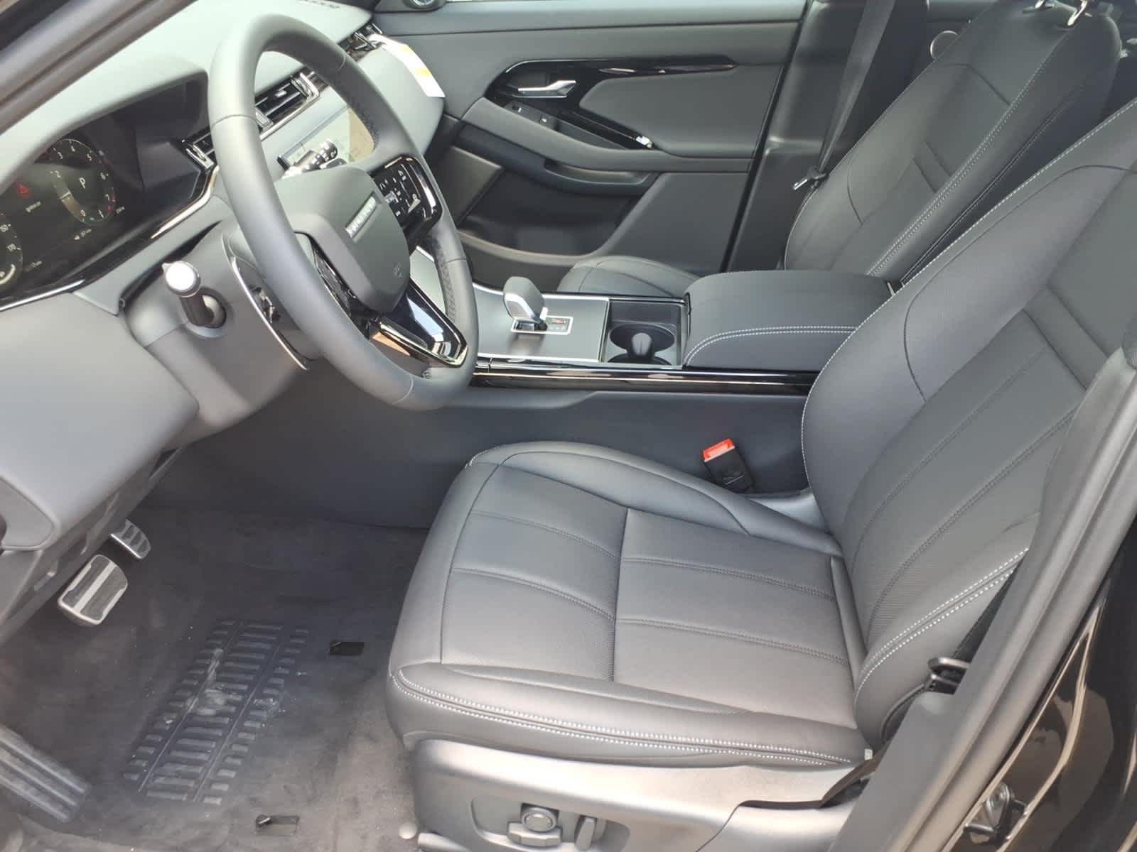 New 2026 Santorini Black Land Rover Hoxton Edition image 11