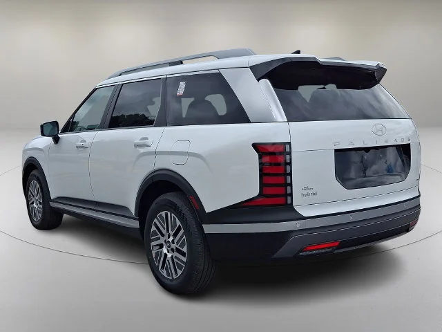 New 2026 White Hyundai SEL image 5