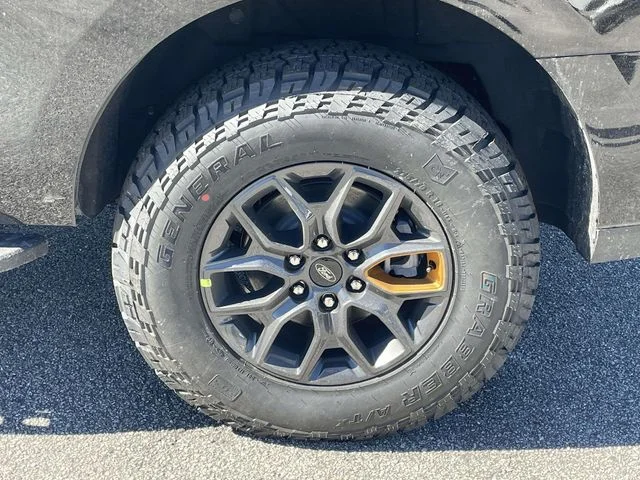 New 2026 Agate Black Metallic Ford Tremor® image 21