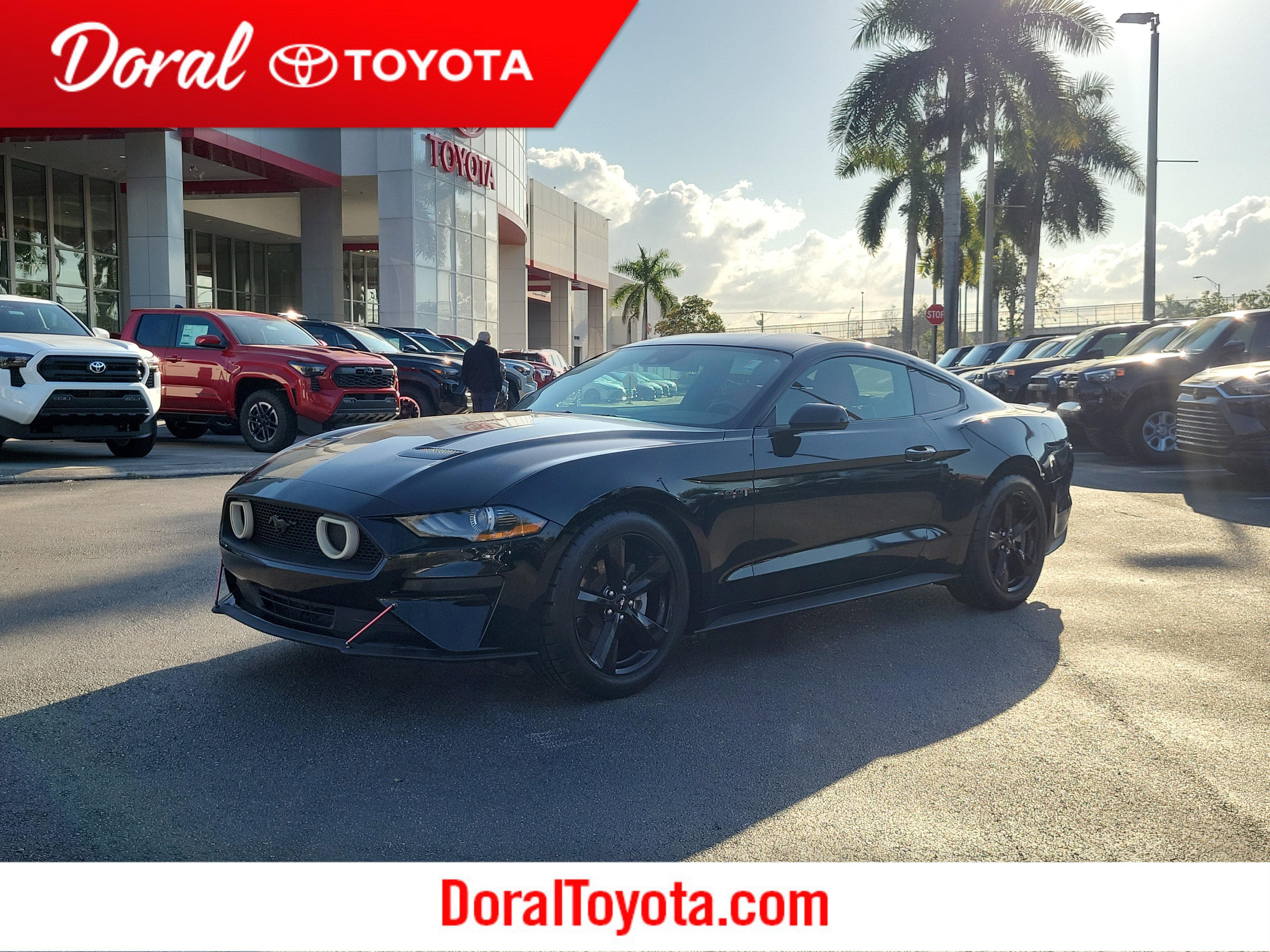 2021 Ford Mustang EcoBoost