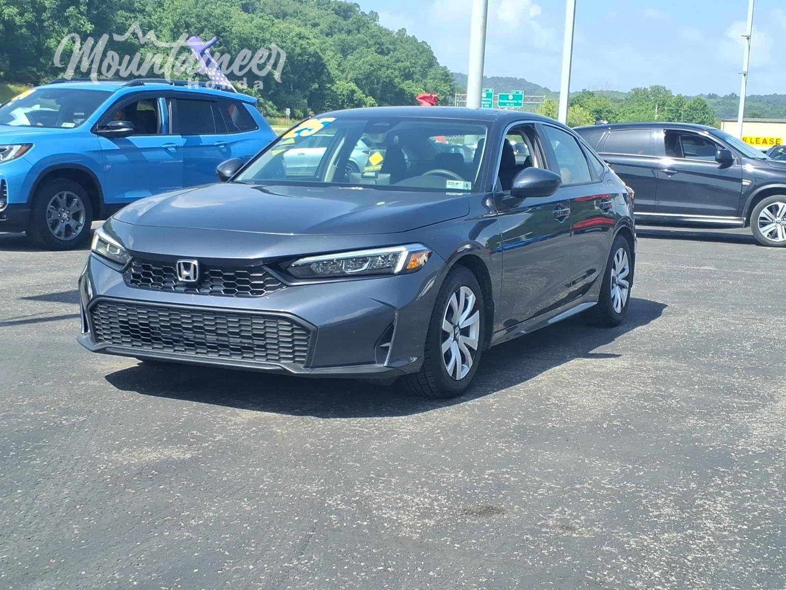 Used 2025 Meteorite Gray Metallic Honda LX image 2