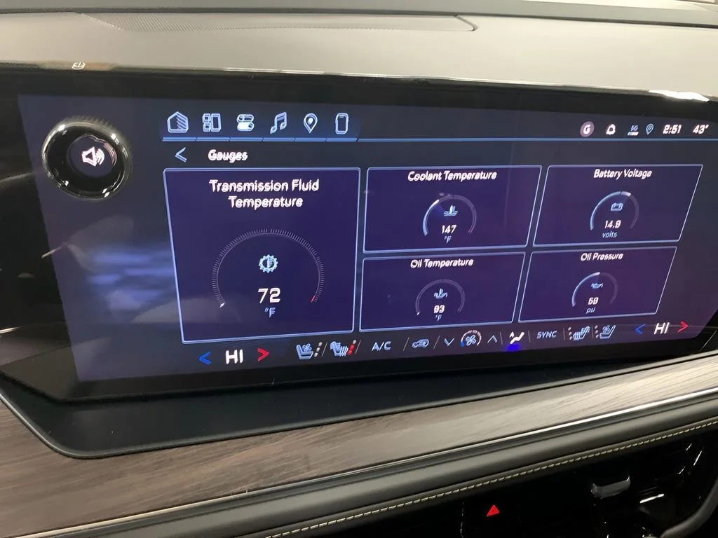 2026 Chevrolet Suburban Premier - Photo 38