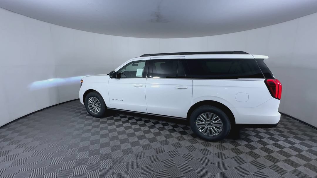 New 2027 Star White Metallic Tri-Coat Ford Platinum image 6
