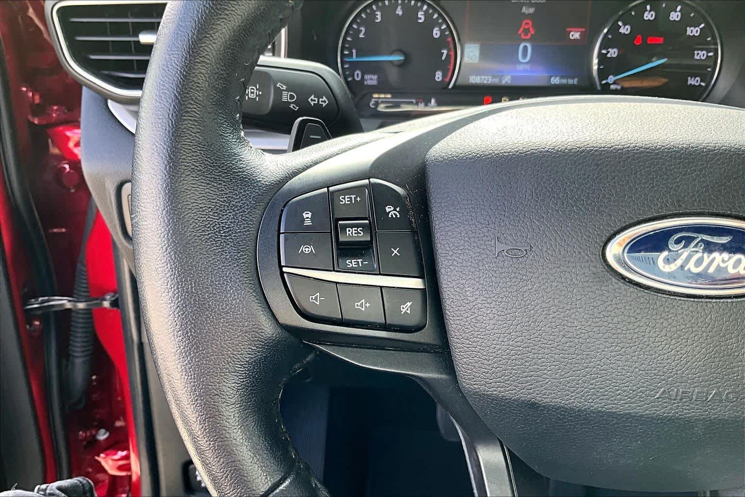 Used 2020 Rapid Red Metallic Tinted Clearcoat Ford XLT image 22