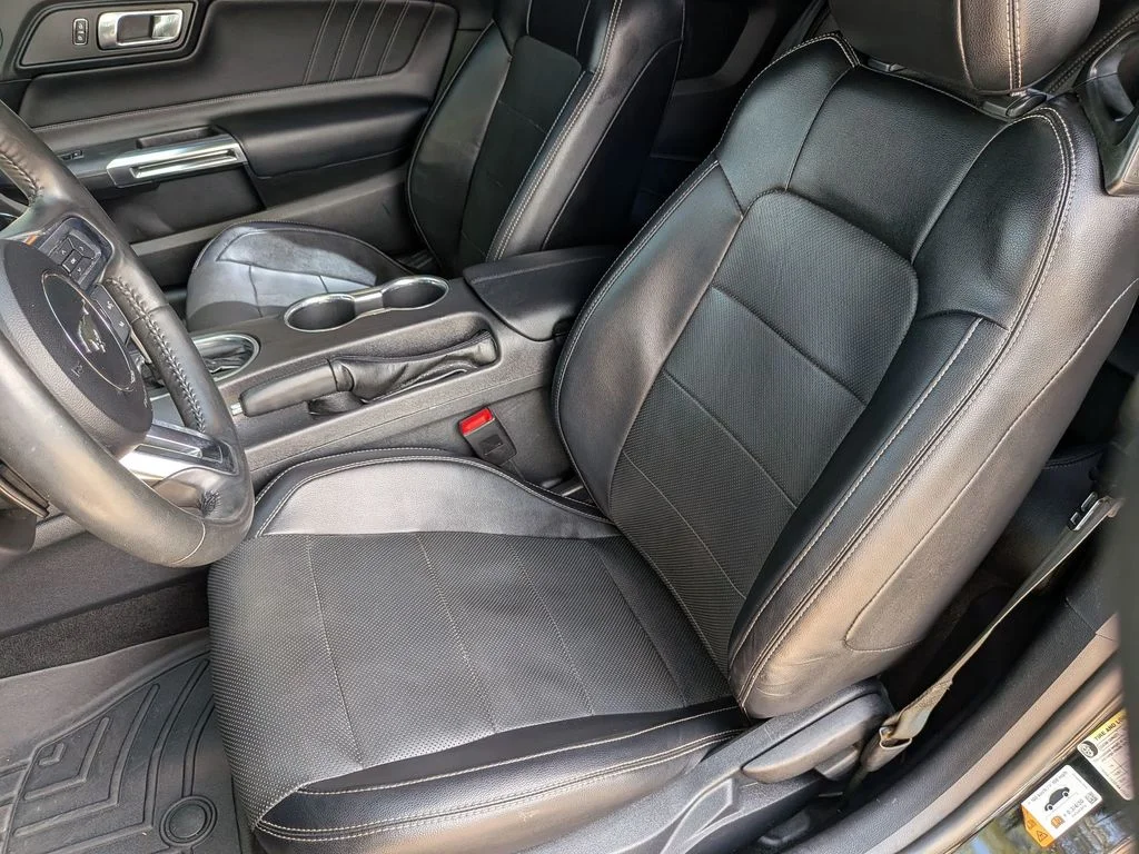 Used 2020 Black Ford GT Premium image 16