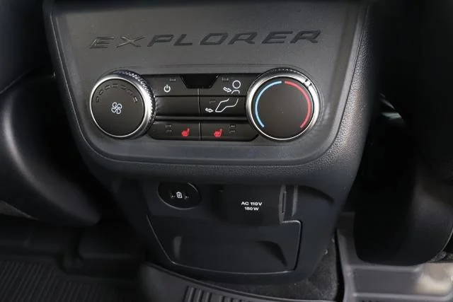 New 2026 Vapor Blue Metallic Ford Tremor® image 80