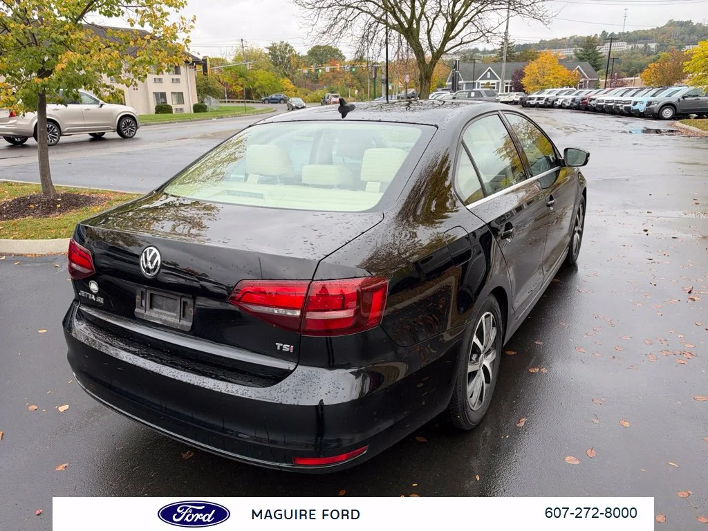 Used 2017 Black Volkswagen 1.4T SE image 4