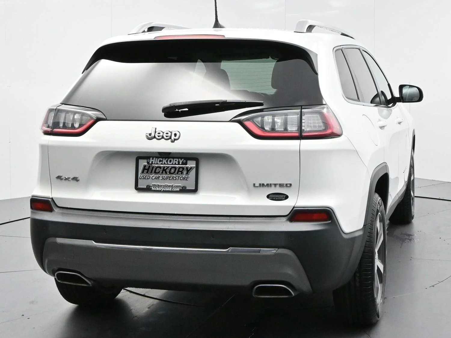 Used 2019 Bright White Clearcoat Jeep Limited image 6