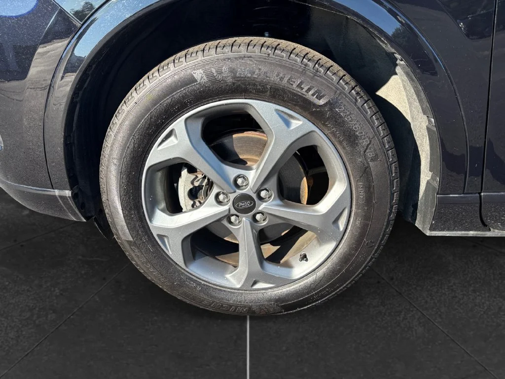 Used 2024 Black Metallic Ford ST-Line Select image 18