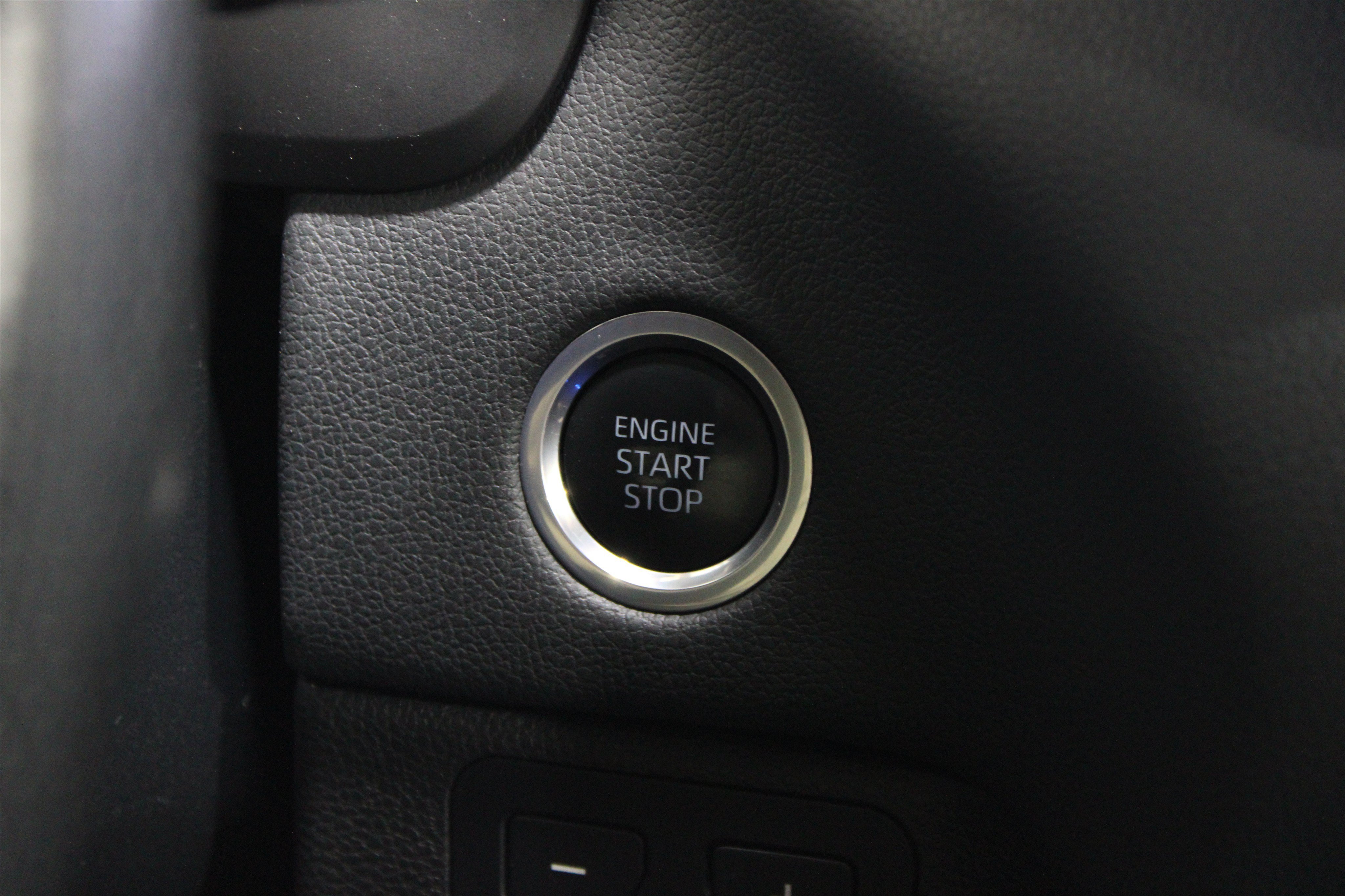Used 2022 Magnetic Gray Metallic Toyota Crew Cab Limited image 18
