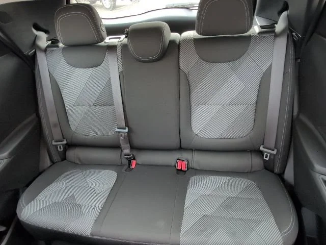 2027 Chevrolet Bolt LT - Photo 7