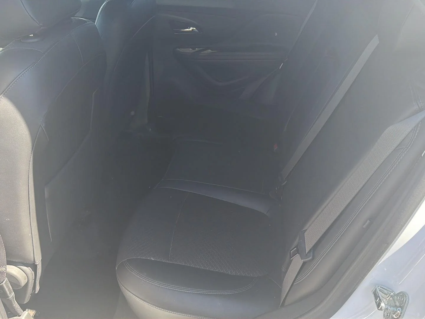 Used 2019 Summit White Buick Preferred image 14