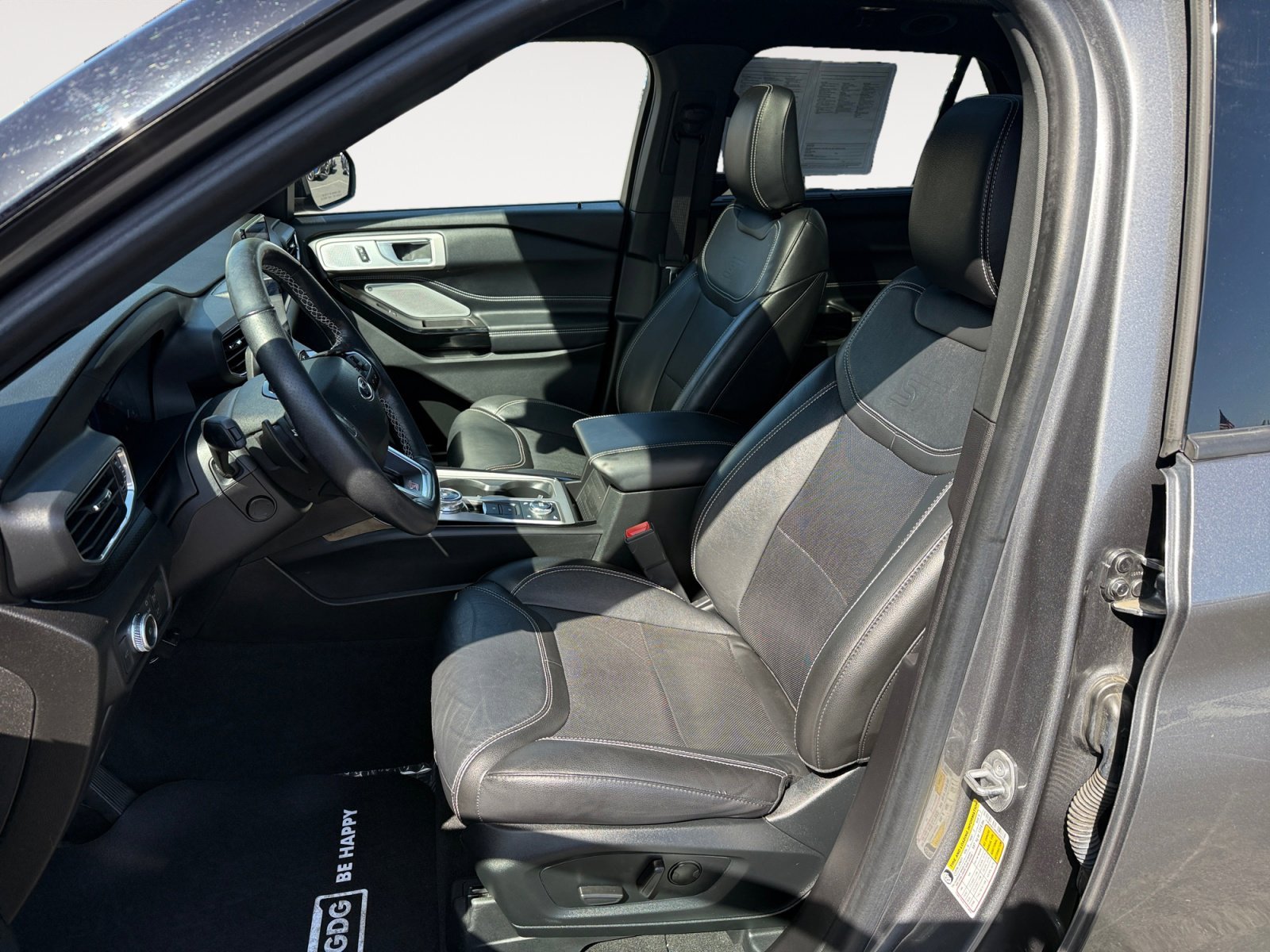 Used 2022 Gray Metallic Ford ST image 10
