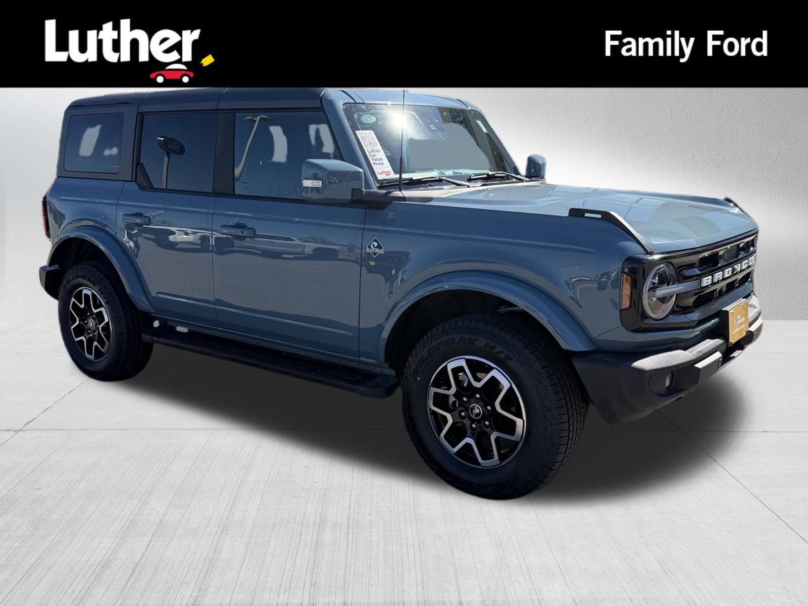 2023 Ford Bronco Outer Banks 4x4's photo