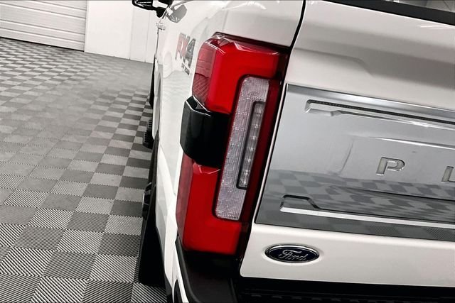 2024 Ford F-350 Super Duty Platinum - Photo 34