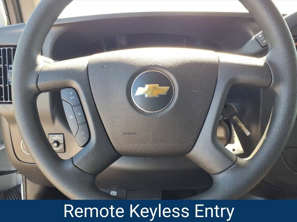 2025 Chevrolet Express Cargo Work Van - Photo 15