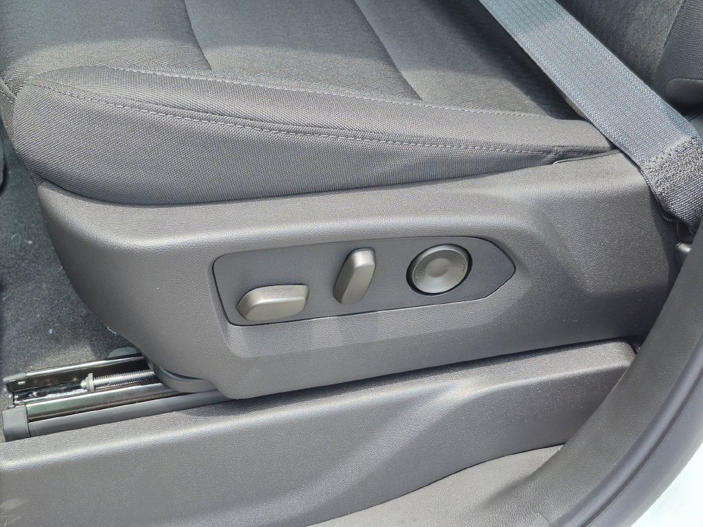 2026 Chevrolet Silverado 1500 Custom - Photo 17