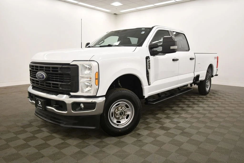 Used 2024 White Ford XL image 2