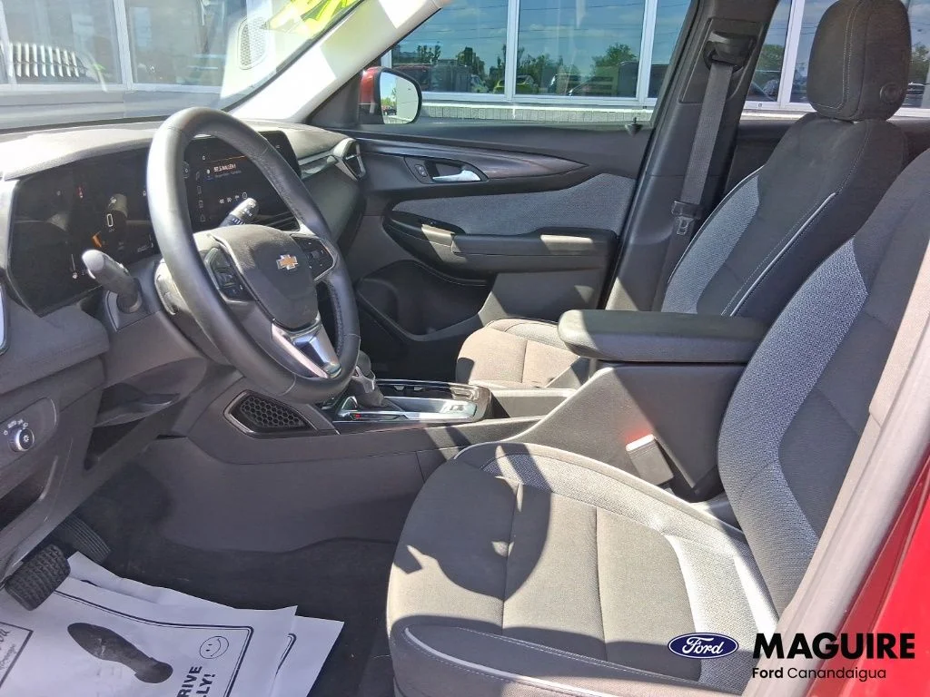 Used 2024 Red Chevrolet LT image 9