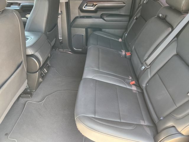 Used 2024 Summit White GMC SLT image 30